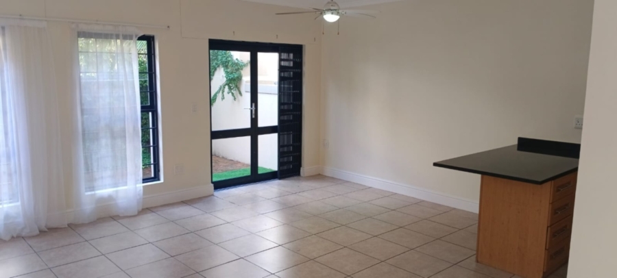 3 Bedroom Property for Sale in Sandbaai Western Cape